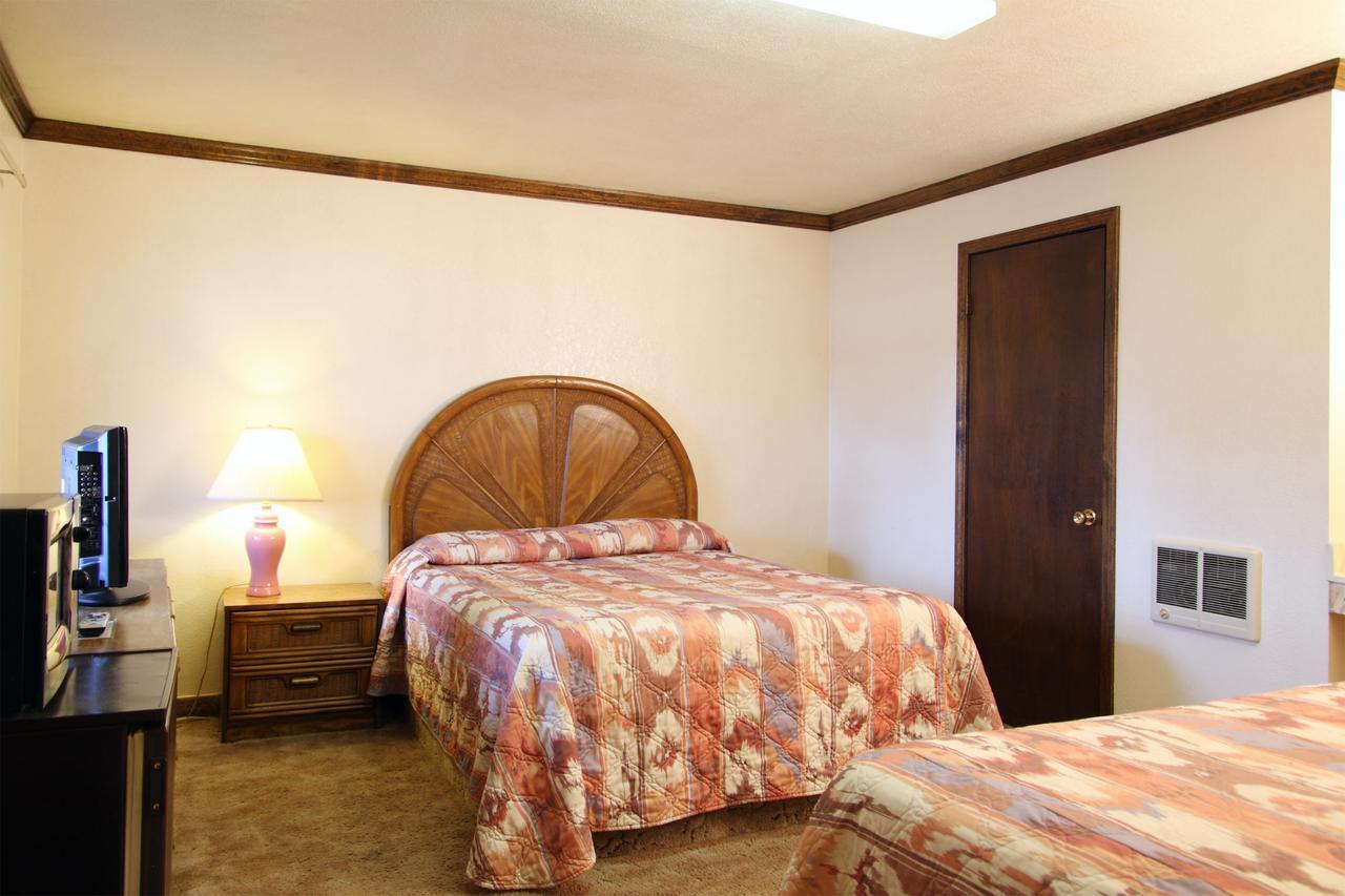 Dove Creek Inn Exterior foto